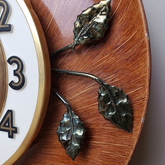 SUNBURST Wall Clock by United 𝅺MID-CENTURY Modern Brass Leaves - Picture 6 of 14